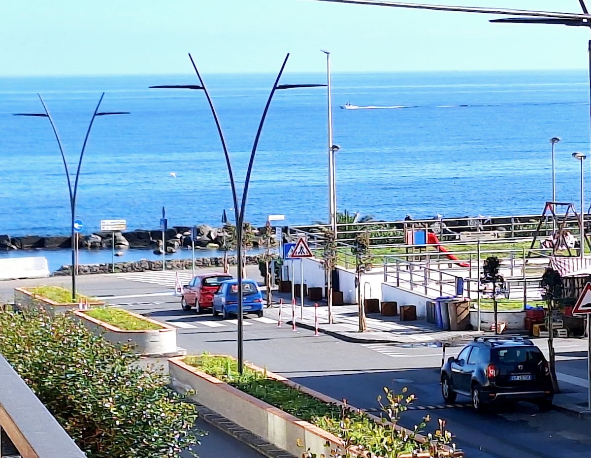 Casa Iolanda ，隔壁的大海。无线网络和停车位。