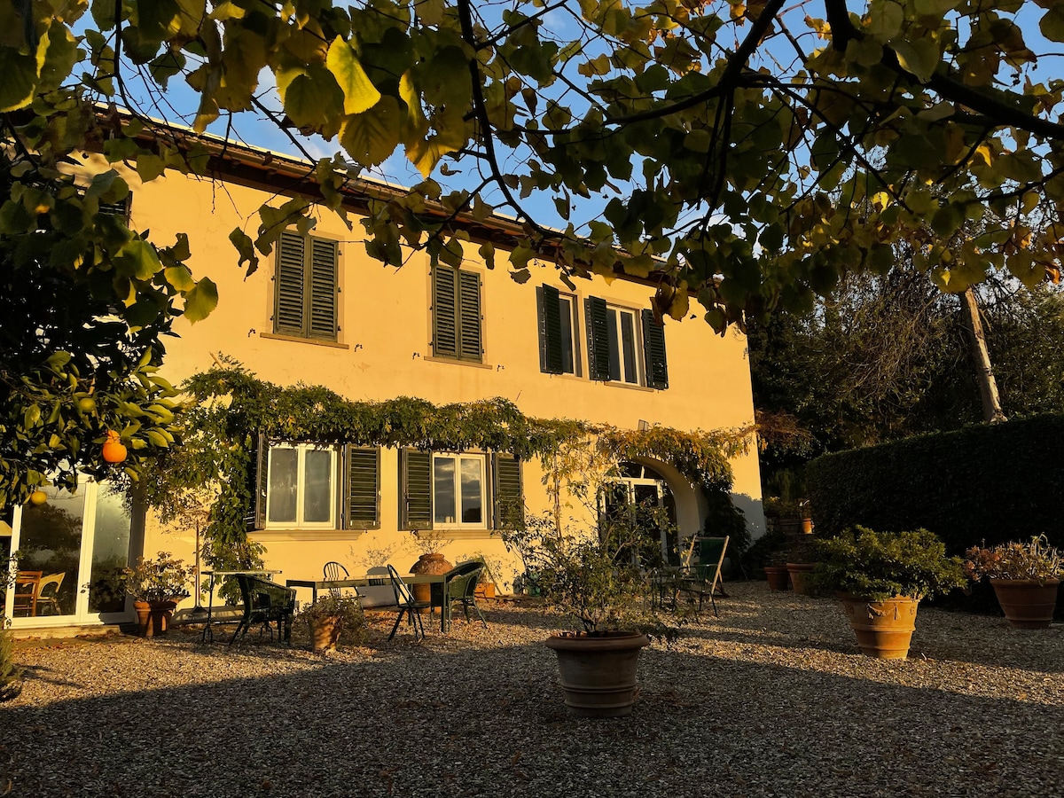 Charming Villa in the countryside of Florence