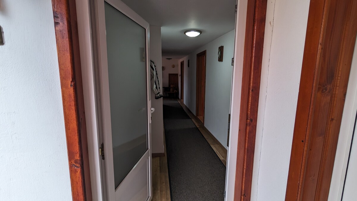 Private room in Zarnesti [15sqm]. Casa Dode [2]