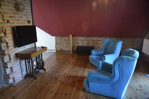 Charles Suite - Elements Apartments & Karlos