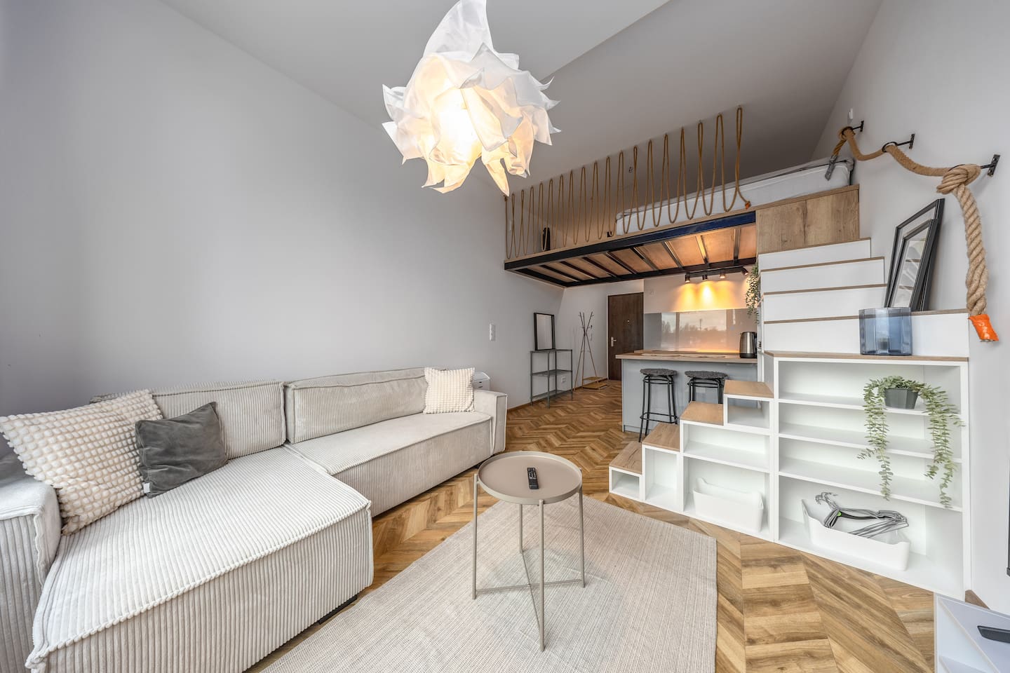 Apollo Luxe Studio