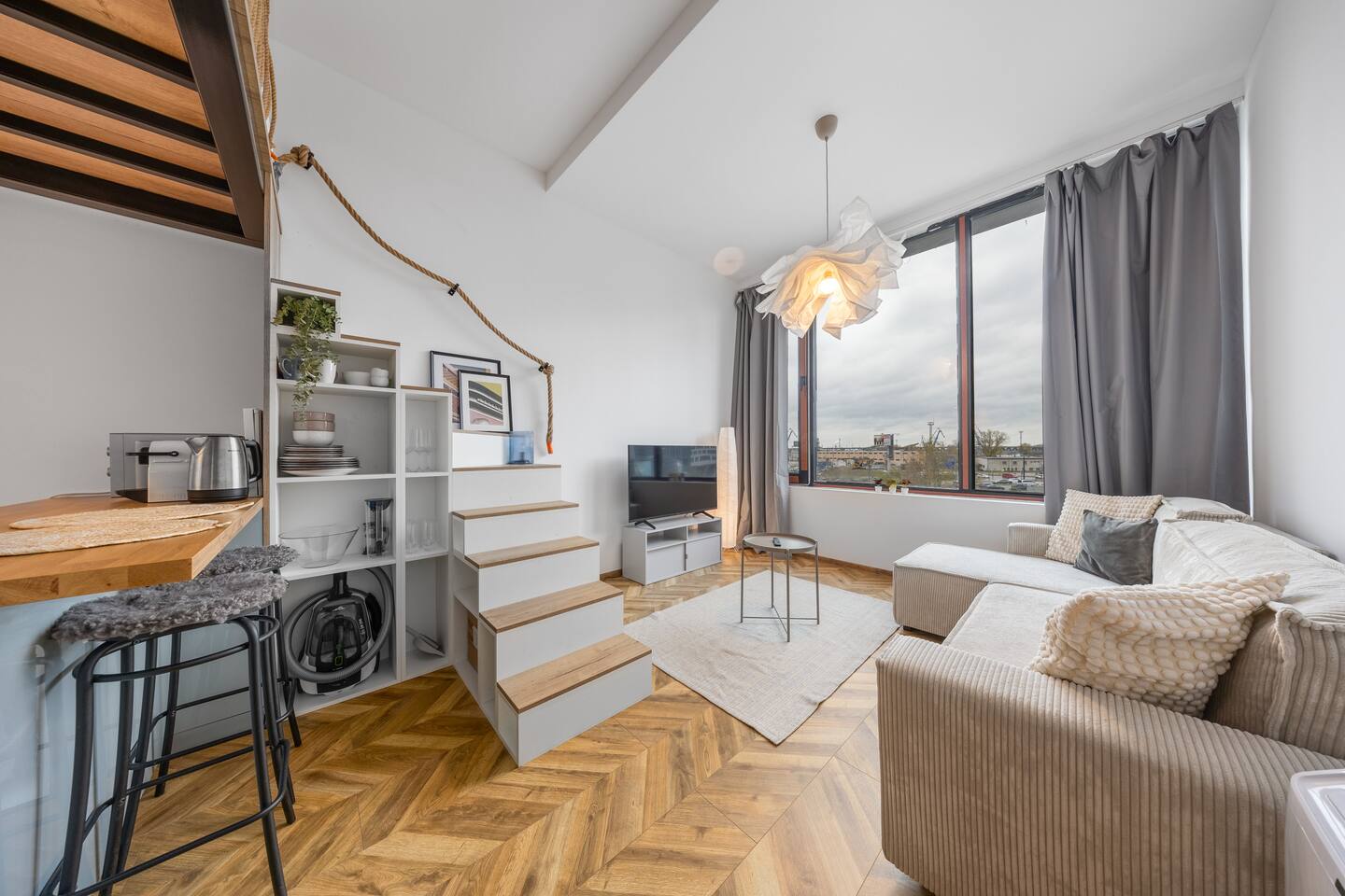 Apollo Luxe Studio