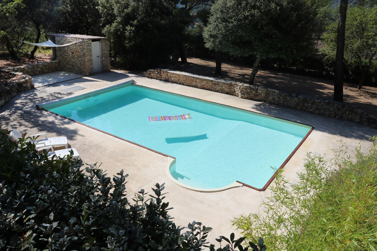 Superbe mas  provencal, piscine chauffée