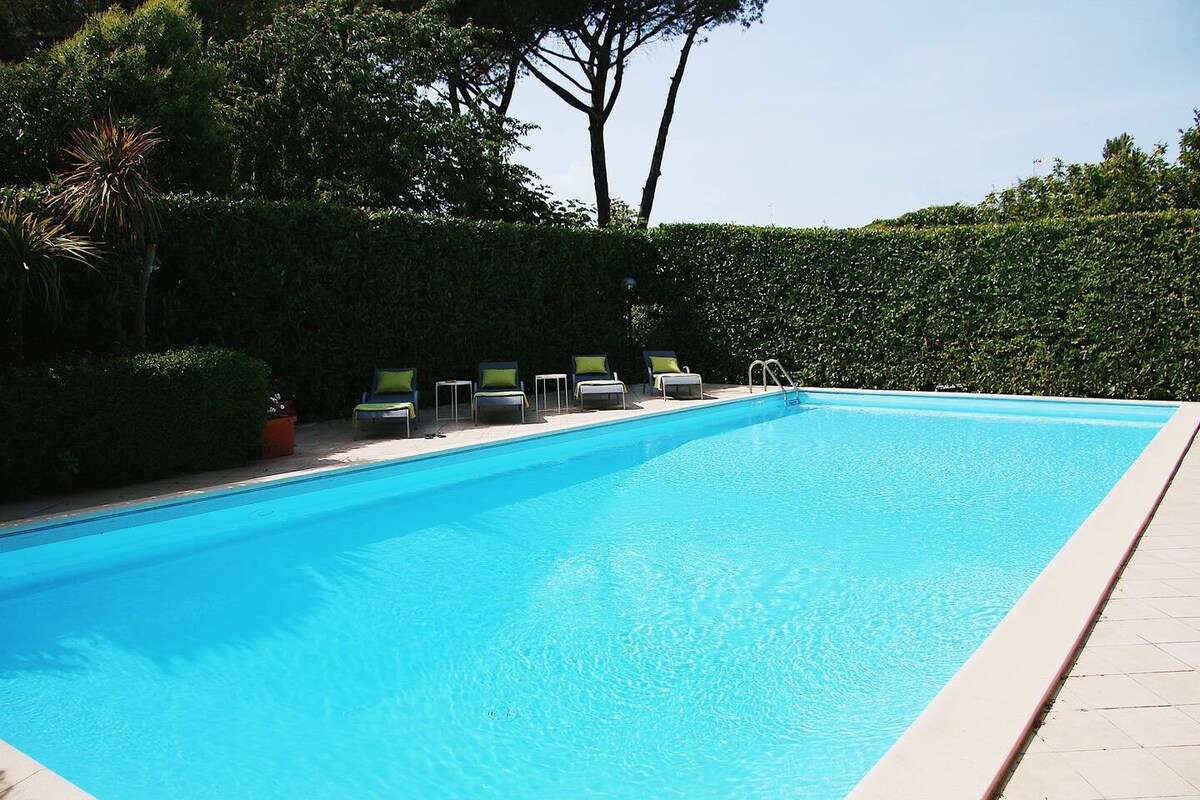 Splendida Pool Villa vicino a Roma - Villa Marzia