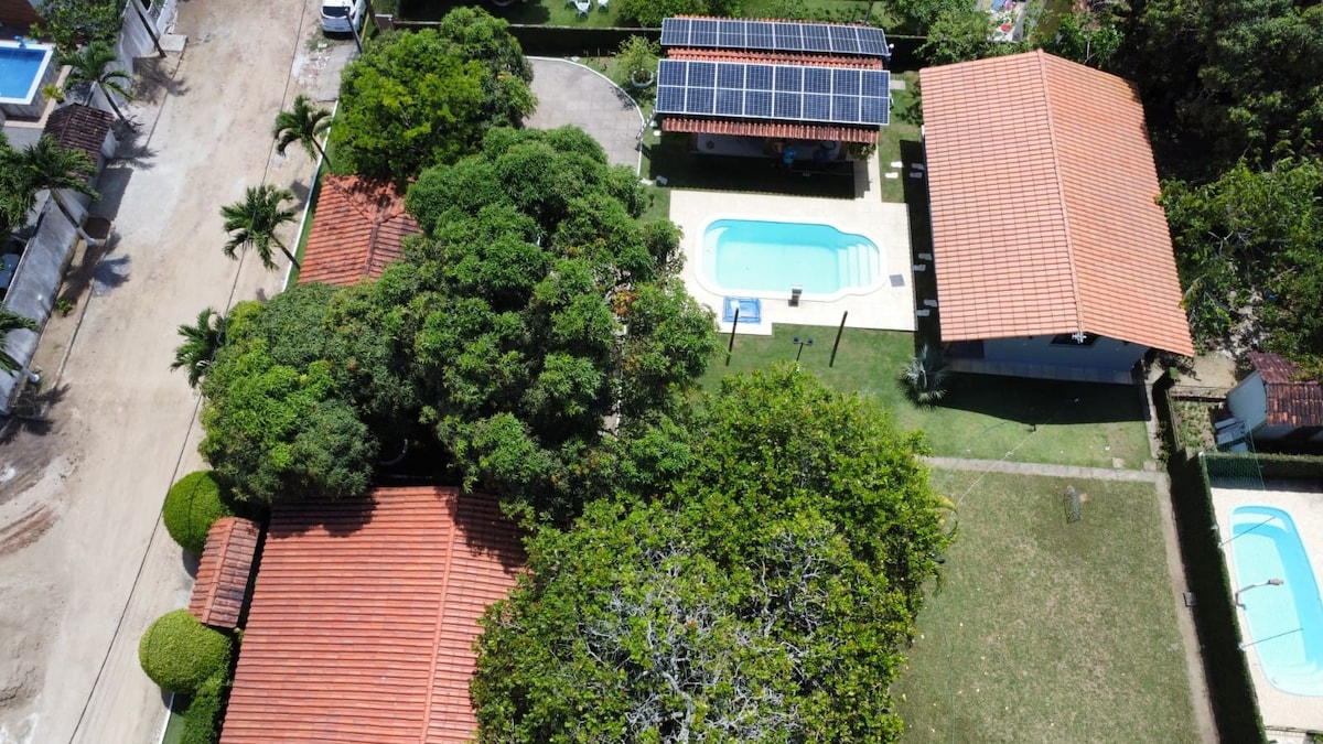 Bela casa de campo com piscina a 40 min do Recife