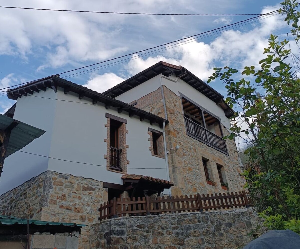 欧罗巴皮科斯（ Picos de Europa ）附近的农舍，可供2人住