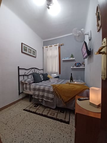 尔奥斯皮塔莱特德略夫雷加特 (L'Hospitalet de Llobregat)的民宿