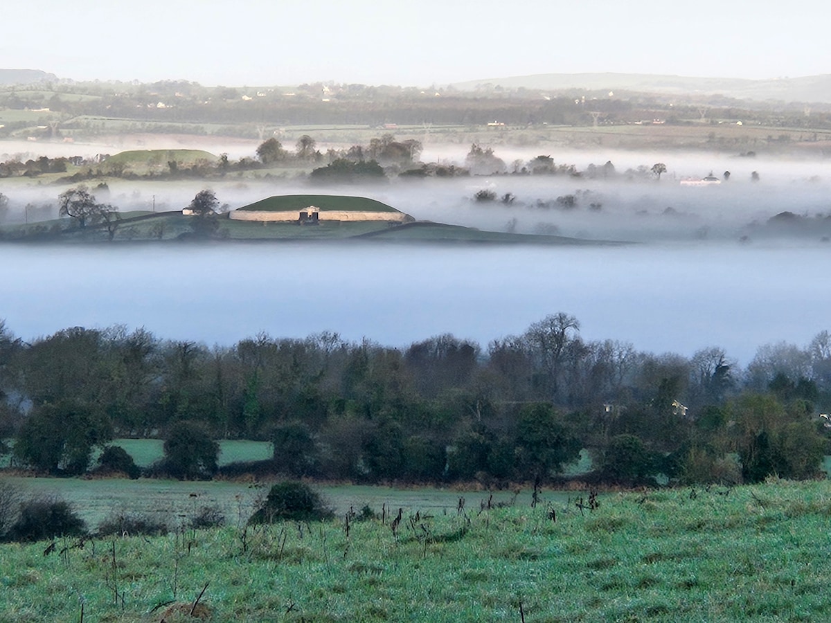 The Little House @ Newgrange View