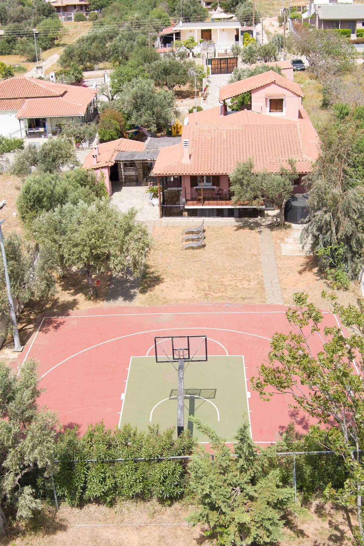Terra home - Basketball seaside 4bdrm riviera villa