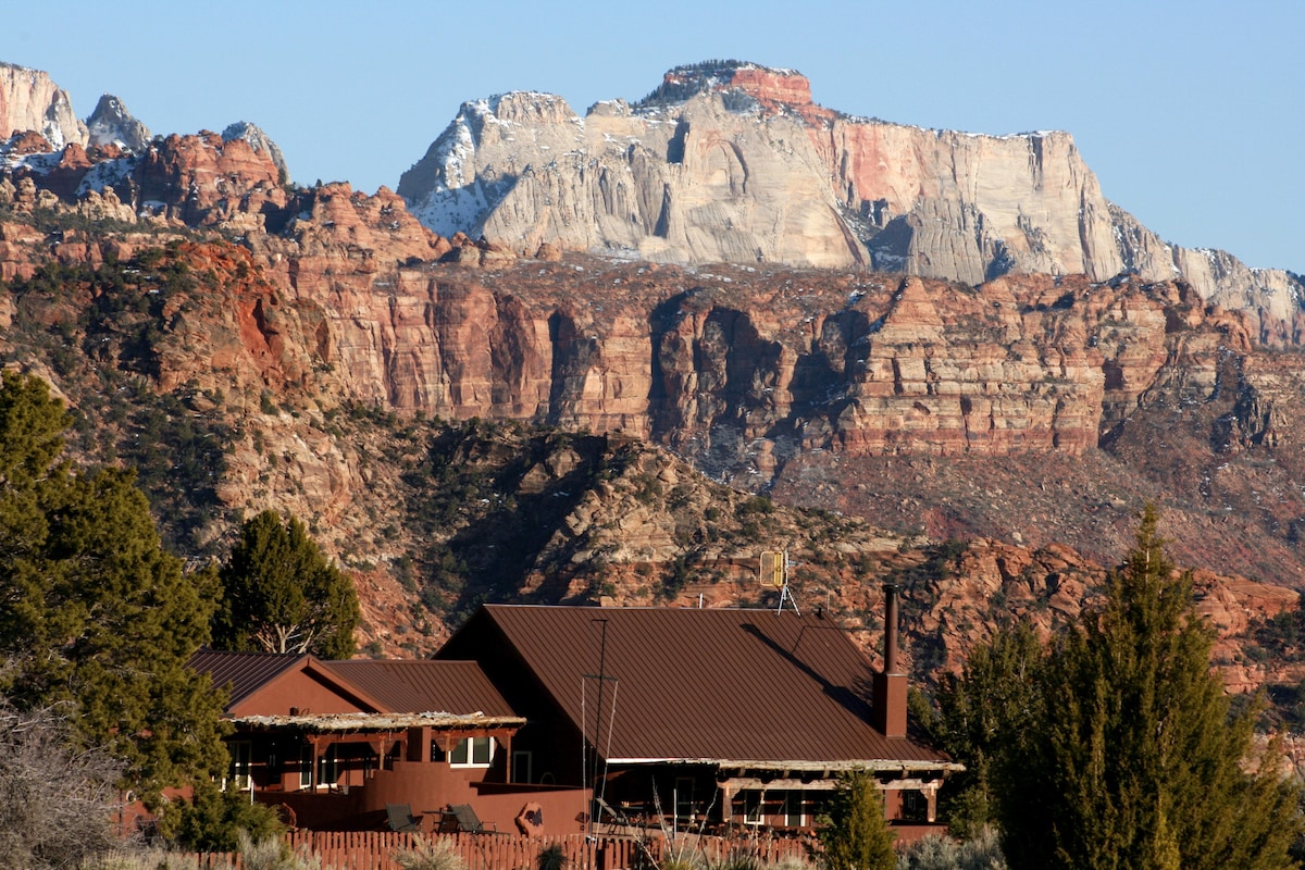 Zion Villa True North ：实际上位于锡安国家公园（ Zion NP ）