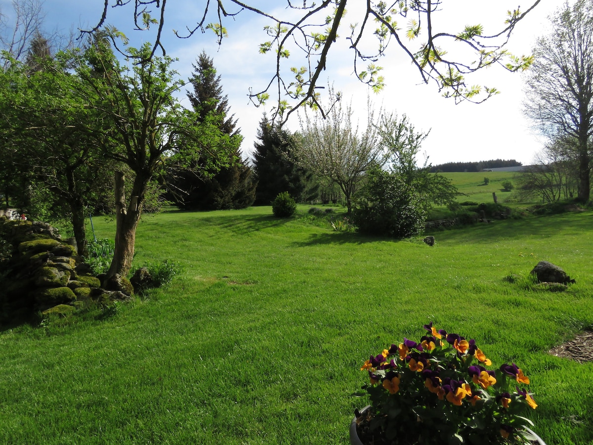 Gîte La chaumière d'Alambre, à 10mn des Estables