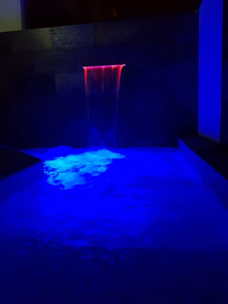 Spa House Manta ，带海滩/泳池/JACUZZi