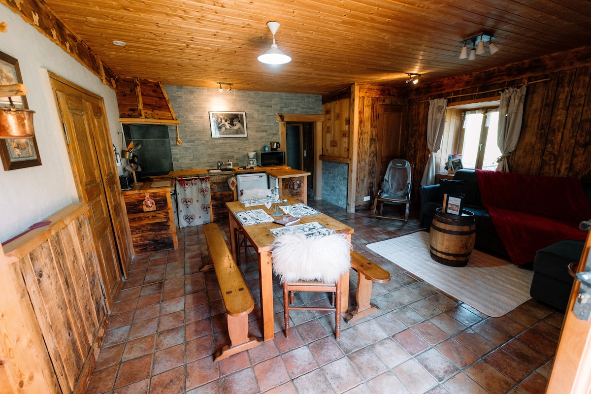 Gîte de l 'Abondance - La Ferme du Petit Mont