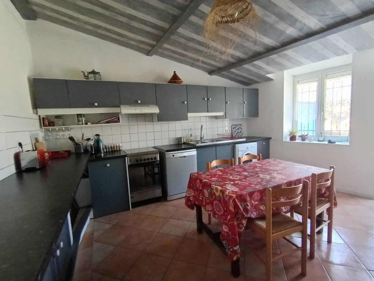 Charming village house 60m² with courtyard