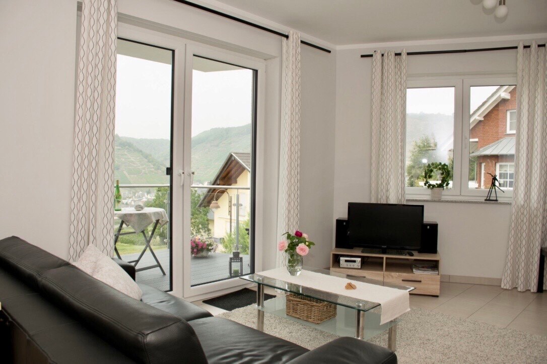 Moderne Wohnung mit Balkon und Moselblick 55qm