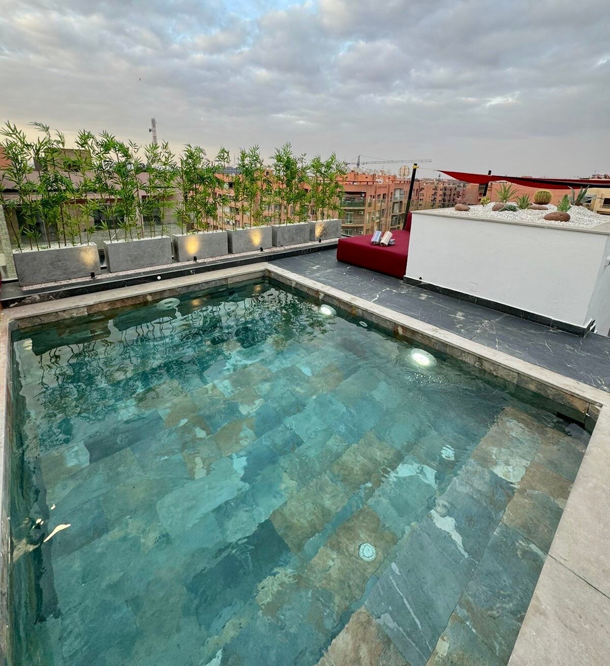 游泳池和屋顶私人Gueliz