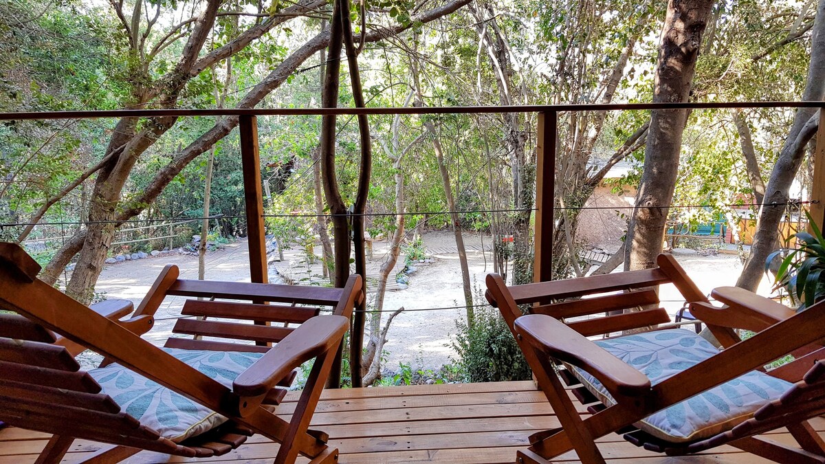 Cabaña refugio, Parque Nacional La Campana,  Olmué