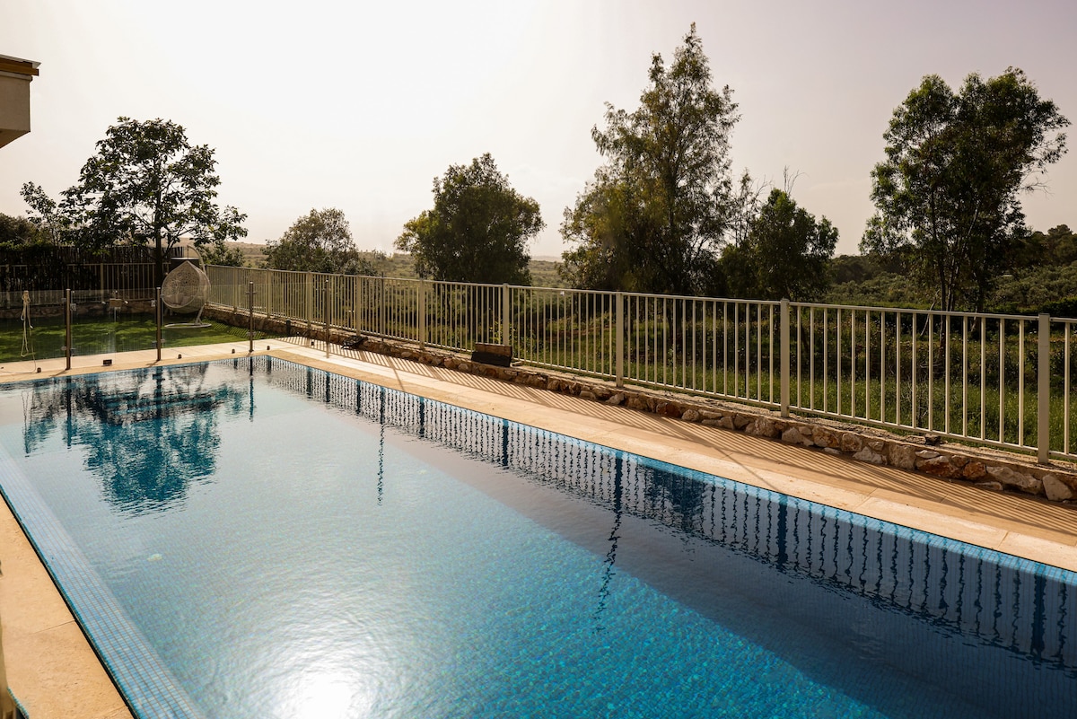 Gilboa山别墅，带私人游泳池（供暖）