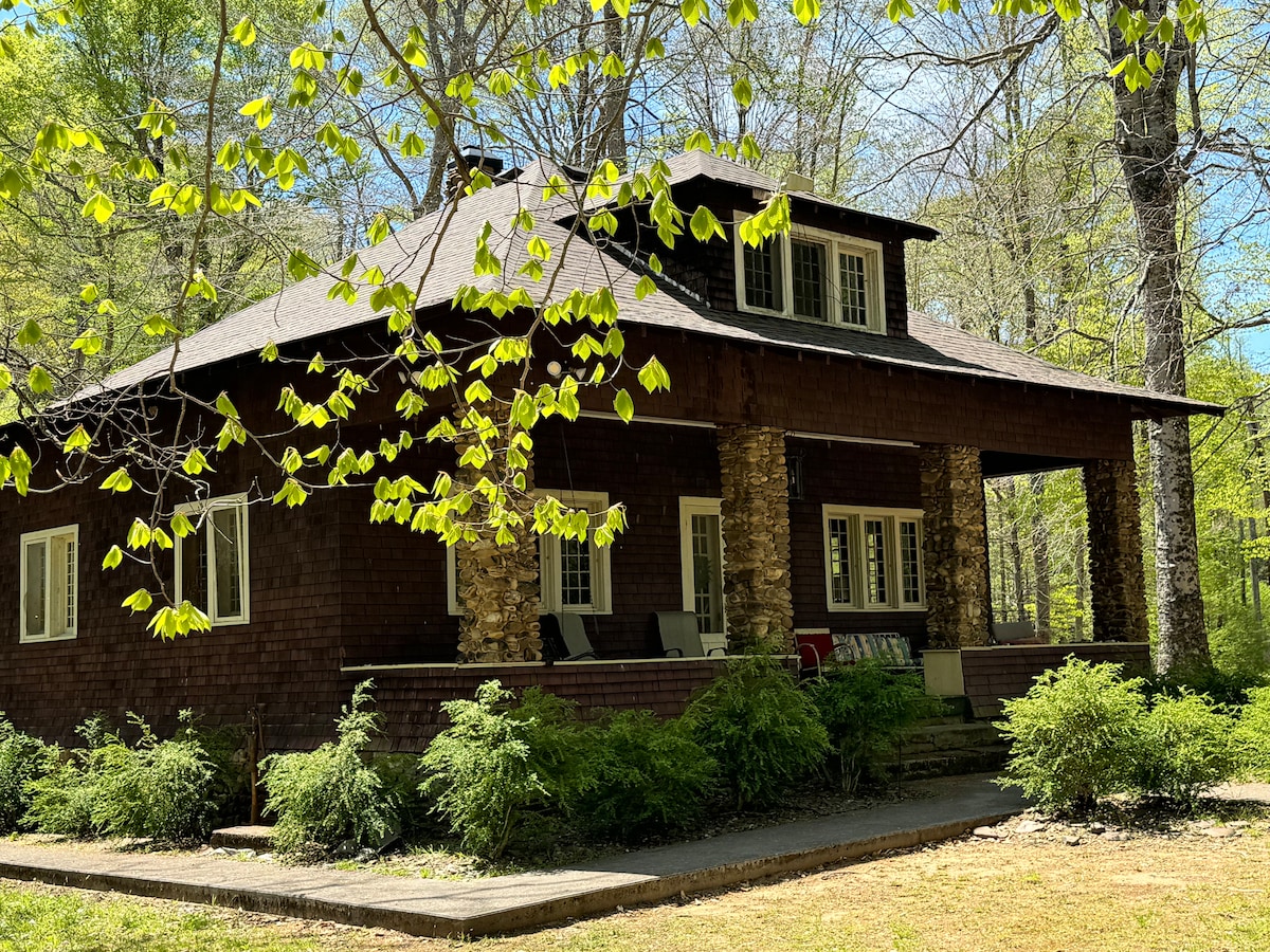 西弗吉尼亚州私人岛屿上的Greenbrier River Hideaway ！