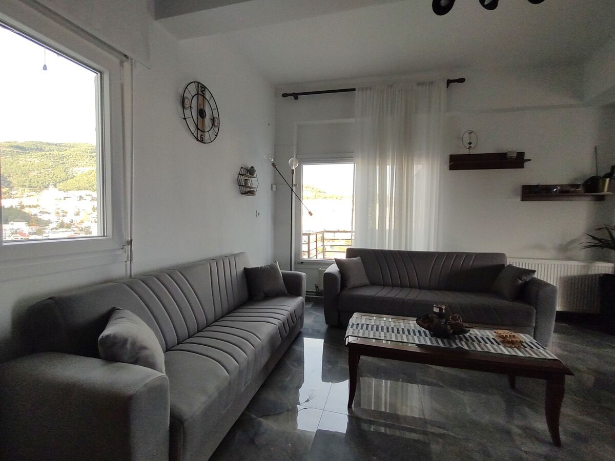 Finas Apartment, Big Porch, great sea view