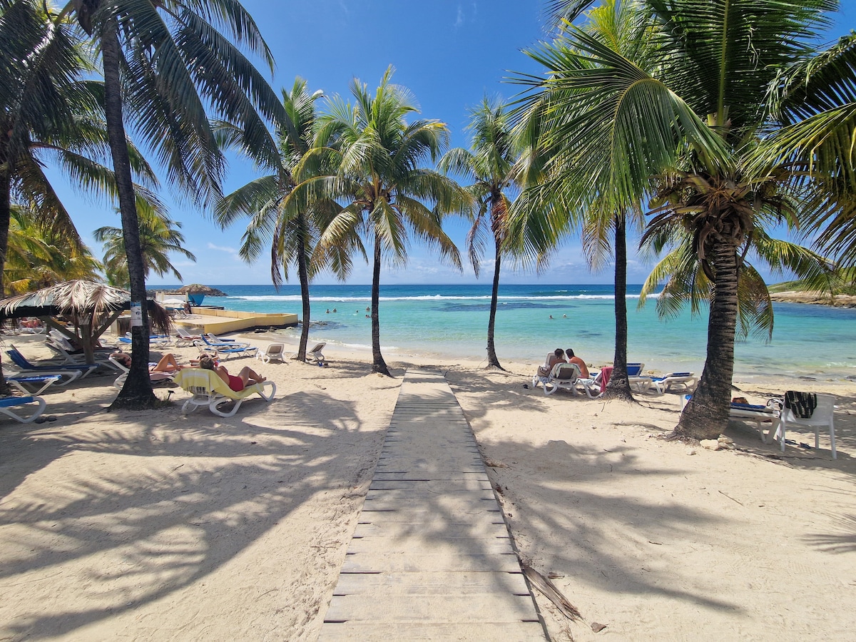 Sublime Villa Makiese dans son jardin tropical