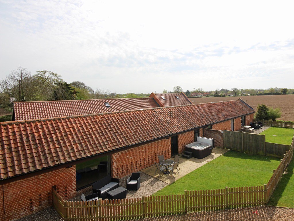 No. 1 Brick Kiln Barns - 2 Bed Cottage & Hot Tub