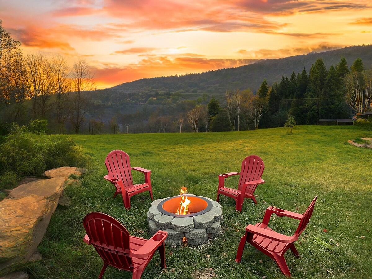 SOL® Catskills: Mnt View, Sauna, Hot Tub, Fire Pit