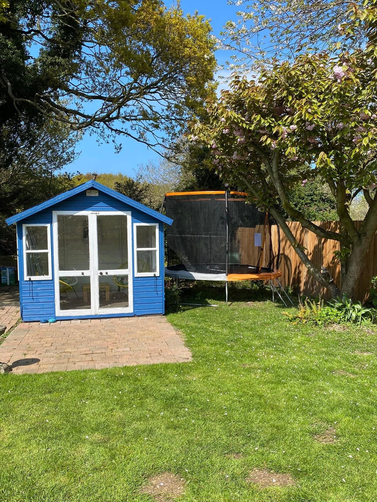 Shorelark Cottage, close to the Sea and Heath