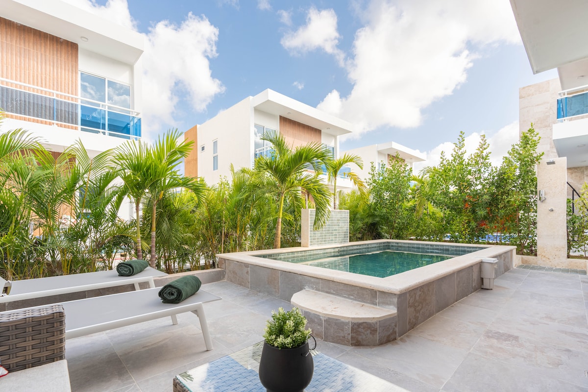 Modern Villa Leilanni w/ Pool + BBQ in Punta Cana