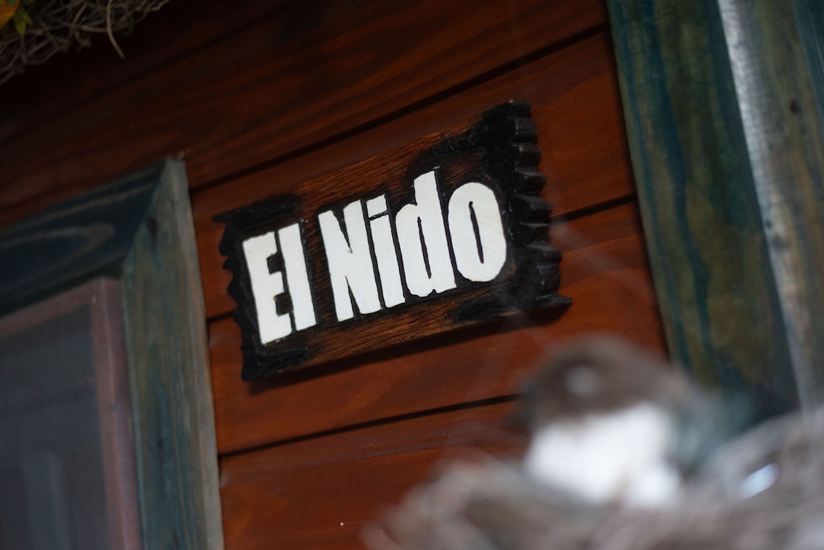 美丽的空调El Nido小木屋。