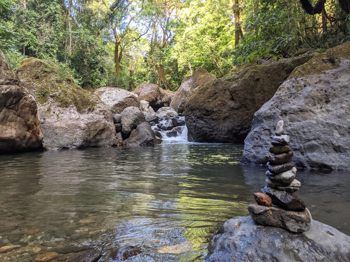 Glamping 2 at Finca Vida Verde Eco-Farm Retreat