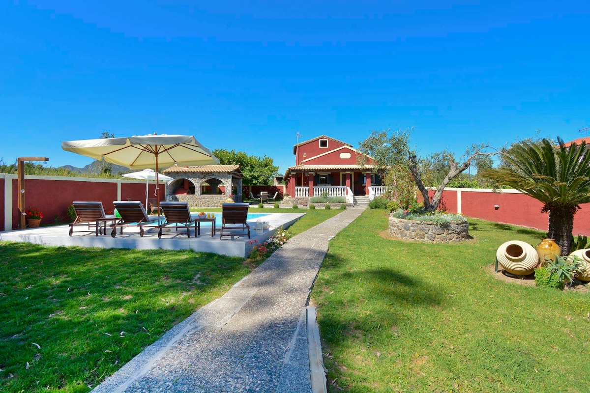 Pool Villa with outdoor kitchen