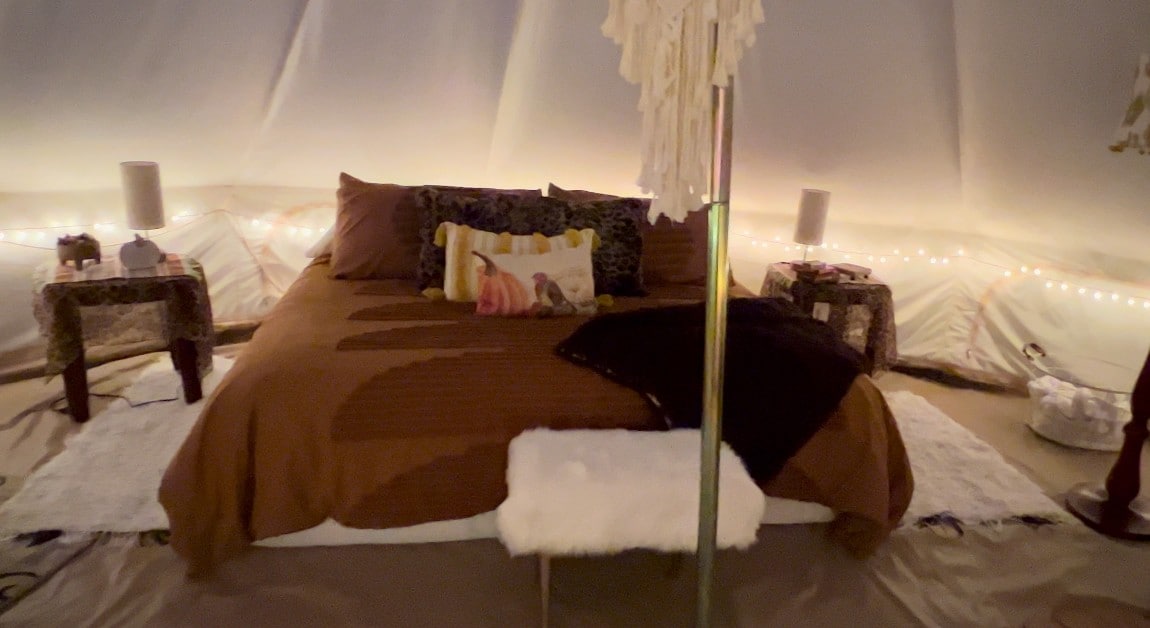 Herb Farm Glamping couples/group retreat, private!