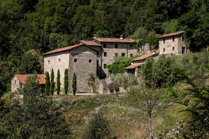 Lucca province- fabbriche di vallico的民宿