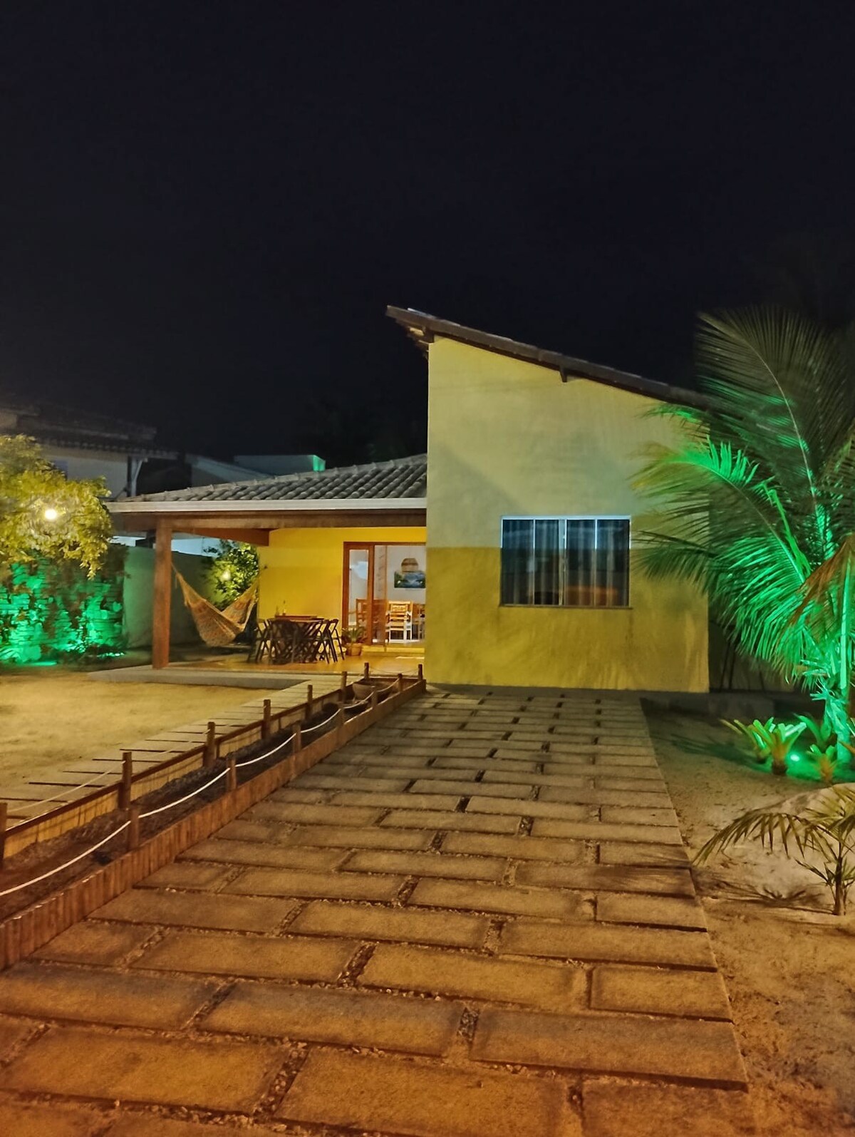 舒适的房子，靠近塞古罗港的主要海滩。