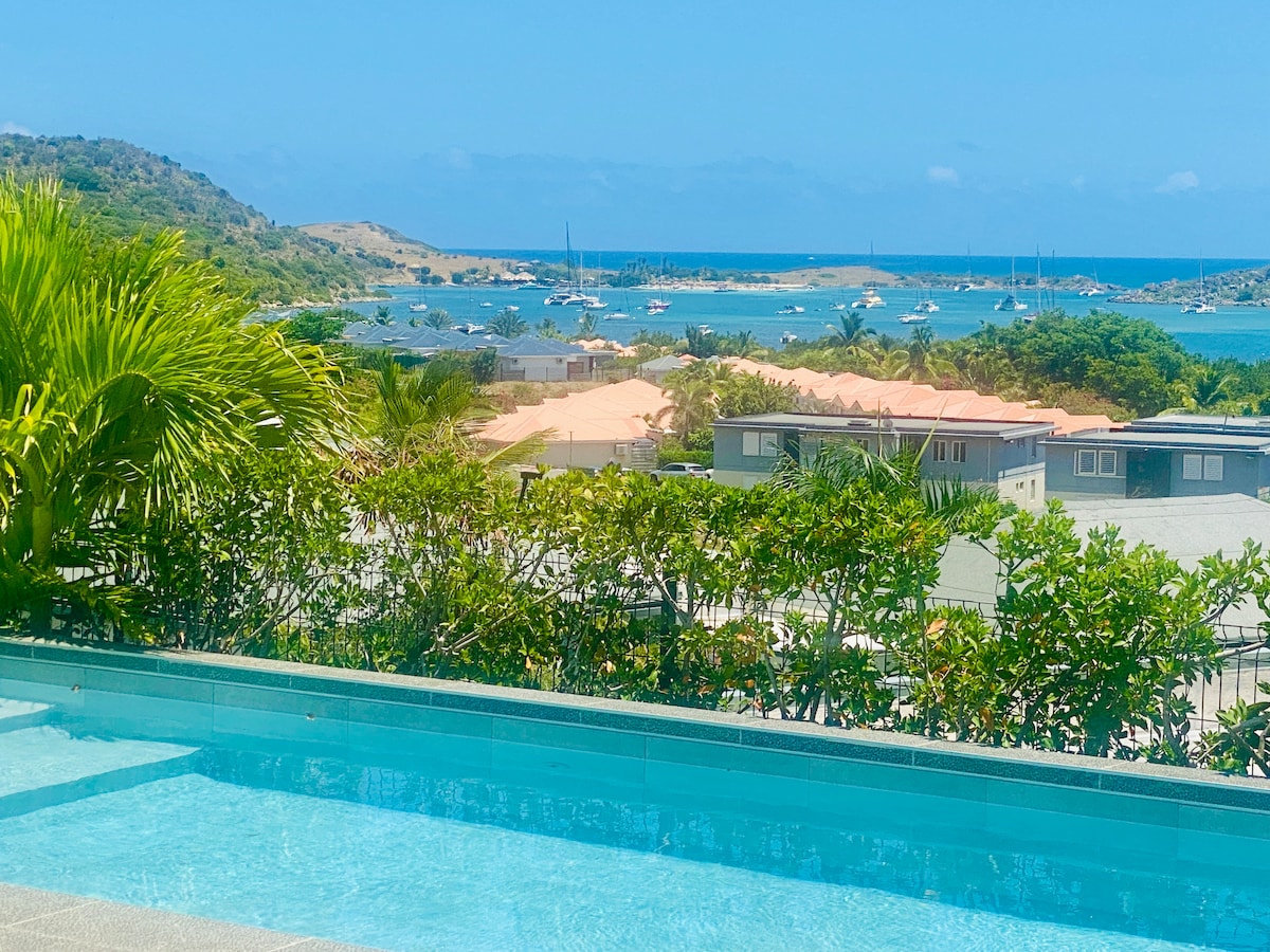 Villa de standing, piscine et vue mer panoramique