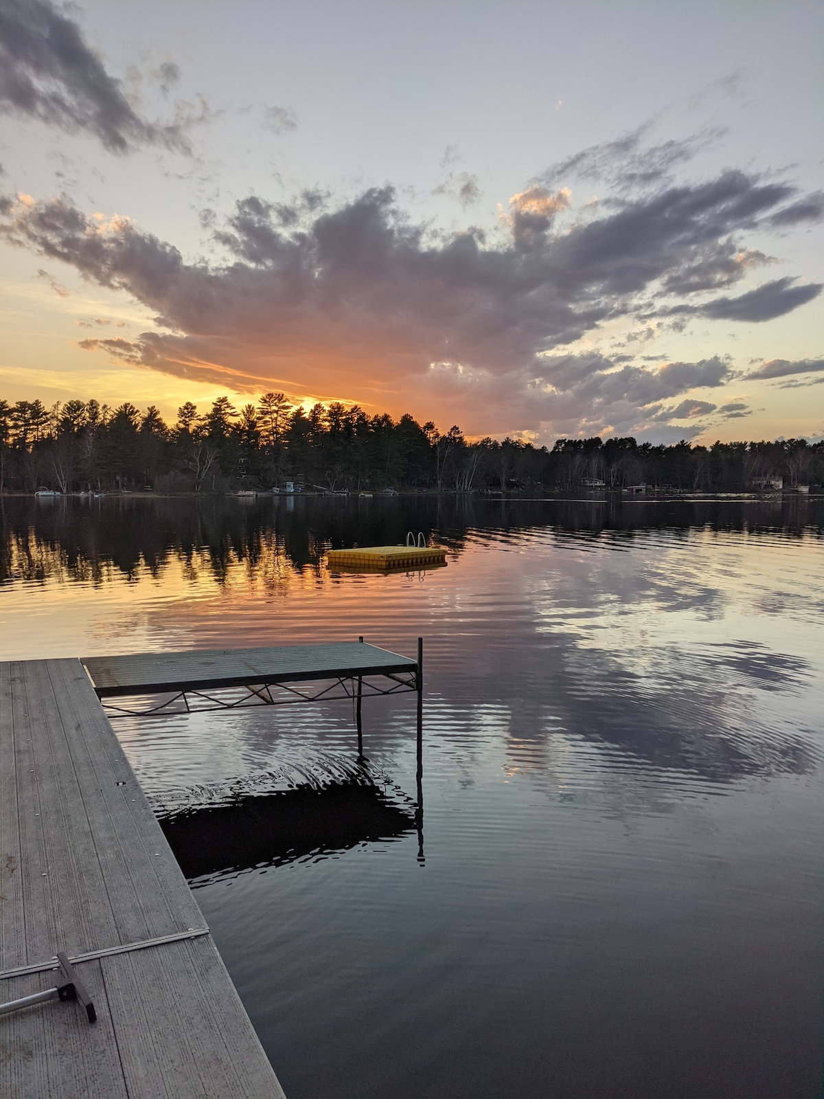 Northwoods Sunset Lake House