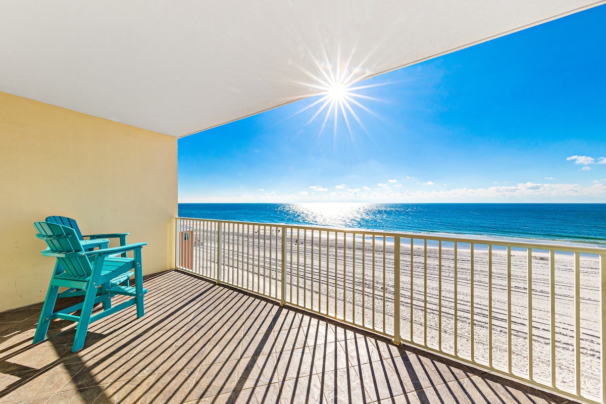 Crystal Shores GULF FRONT 5th FL Pool FREE Parking