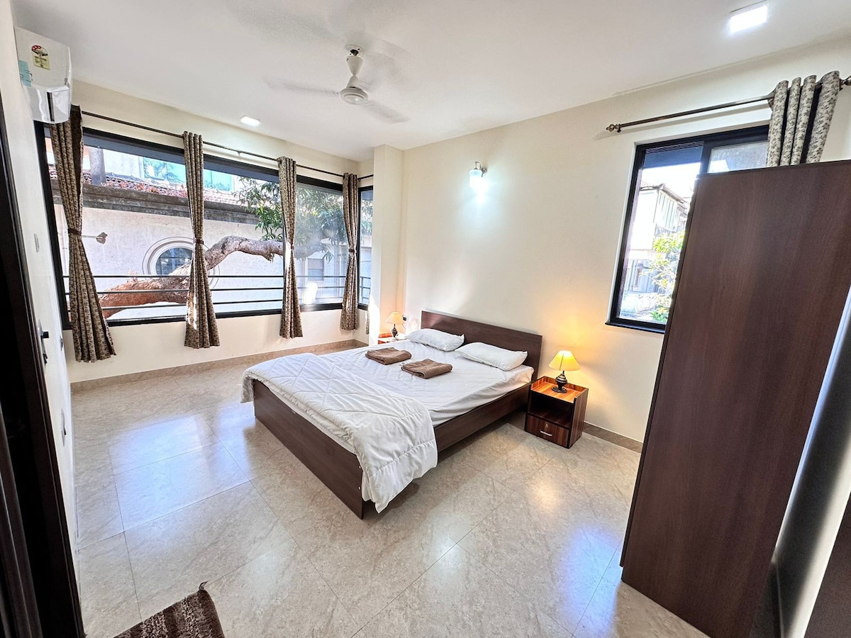 Gomes Retreat lovely 2bhk A/C, kitchen, Wi-Fi