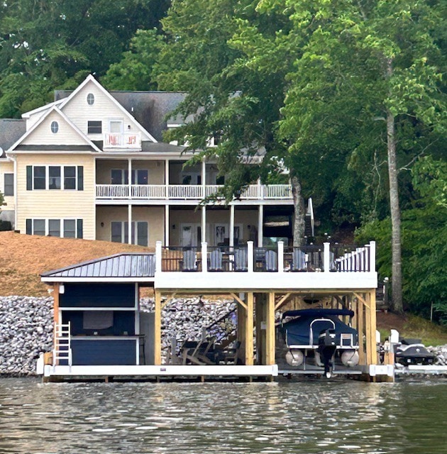 Still Waters: LKG Waterfront Home