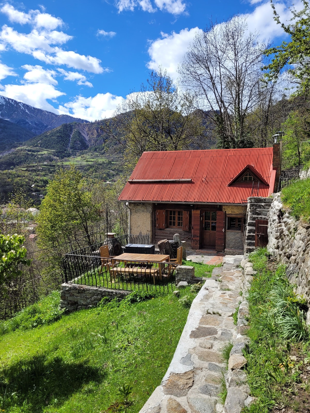 Grange rénovée, authentique et chaleureuse