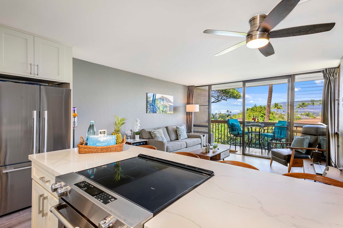 Newly Renovated Corner Unit w/ View at Maui Vista