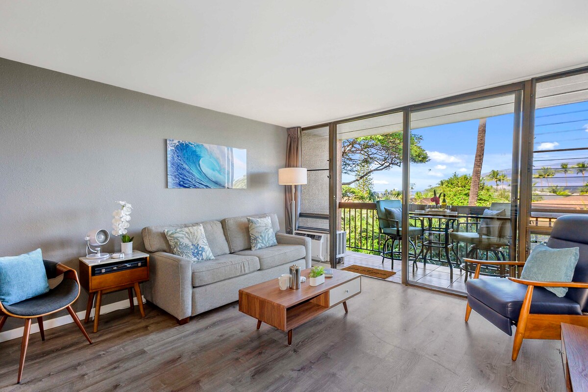 Newly Renovated Corner Unit w/ View at Maui Vista