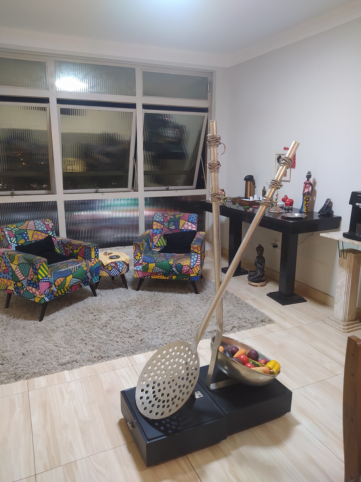 Apartamento top 3 suítes no centro de Franca-SP.