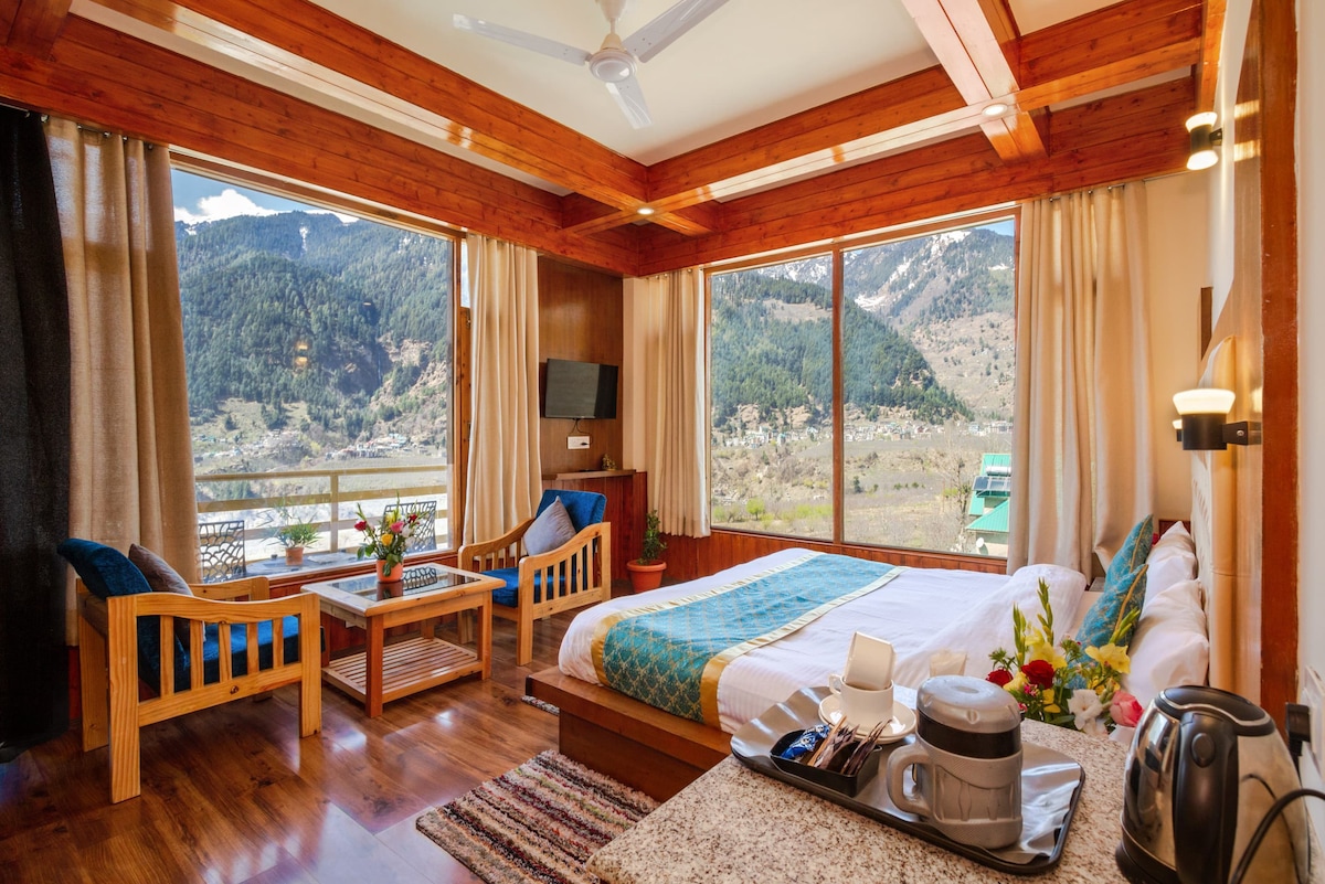 Private bedroom 2 mountain view
Manali Naggar road