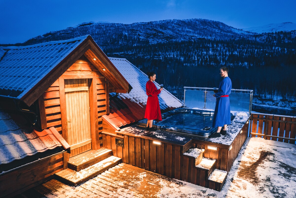 Reisa Lodge Mollis Top Suite med stor jacuzzi