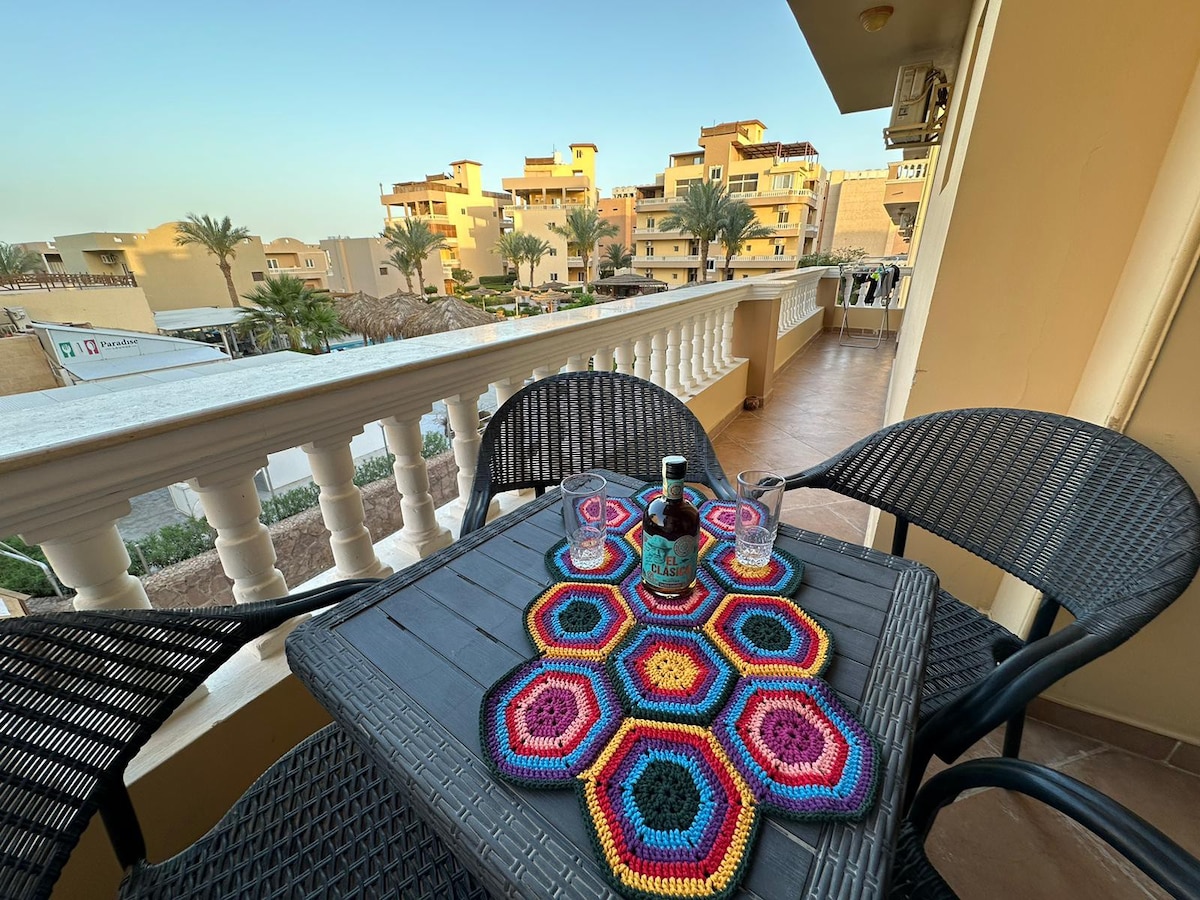 位于意大利公寓的赫尔格达（ Hurghada ）的舒适公寓