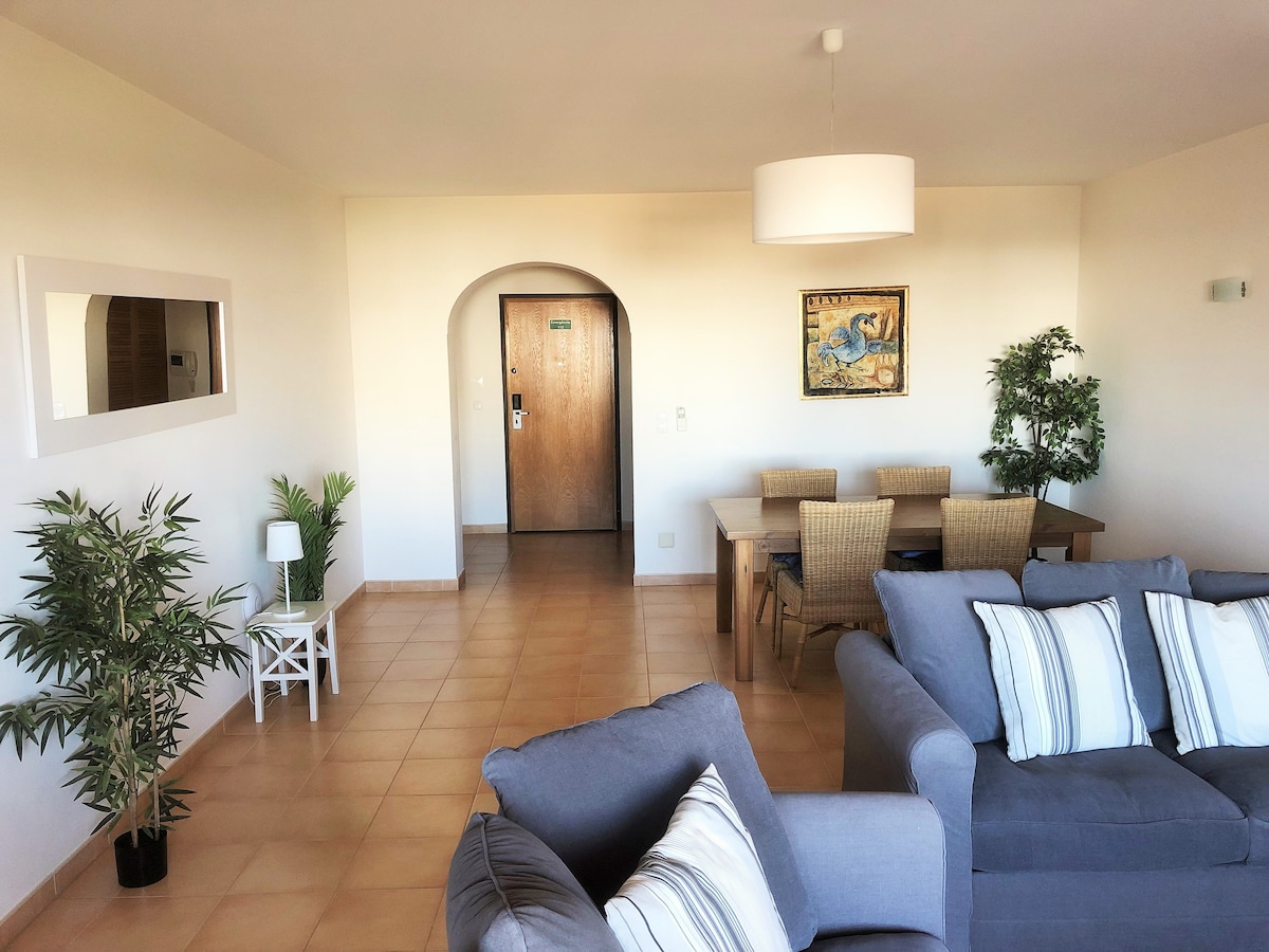 Beautiful apartment in Estrela da Luz Resort, Luz