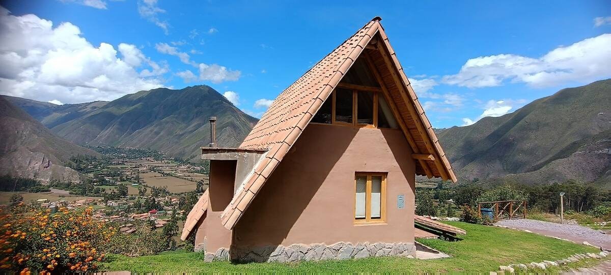 Casa con chimenea y hermosa vista al Valle Sagrado