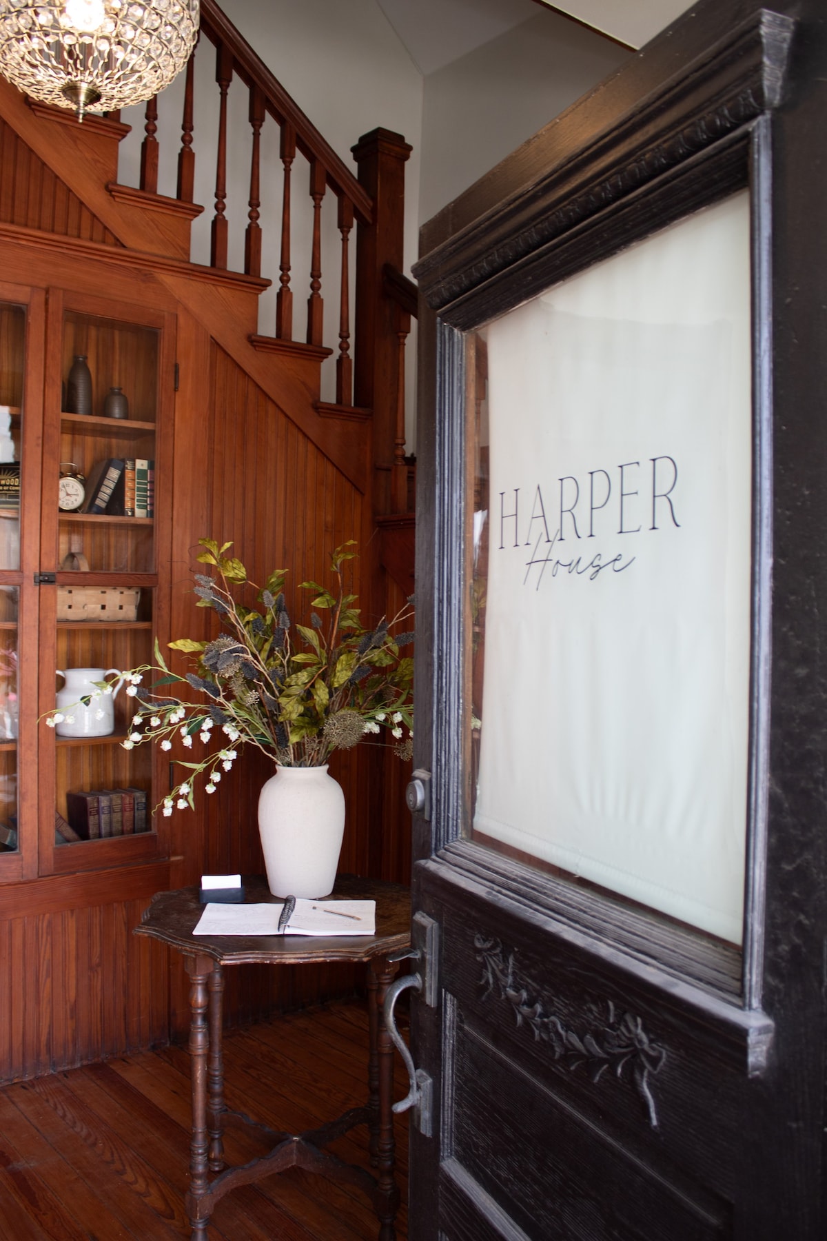 Harper House | Short distance from downtown!